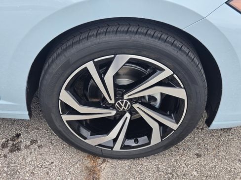 New 2026 Volkswagen Jetta SEL FWD image 9