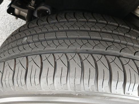 Certified 2023 Jeep Grand Cherokee Limited image 20