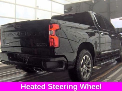 Used 2024 Chevrolet Silverado 1500 High Country AWD/4WD image 5
