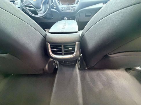 Used 2016 Chevrolet Malibu LT FWD image 25