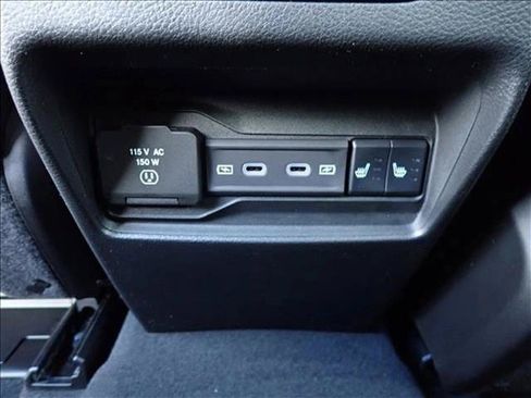 New 2026 Jeep Grand Cherokee Limited w/ Limited Altitude Package AWD/4WD image 11