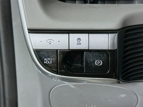 Used 2024 Hyundai Ioniq 5 SE image 17