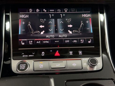 Used 2023 Audi Q8 Prestige w/ Prestige Package image 26