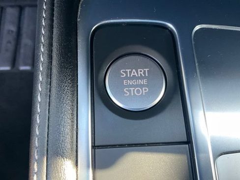 Used 2023 INFINITI QX60 Sensory w/ Cargo Package AWD/4WD image 15