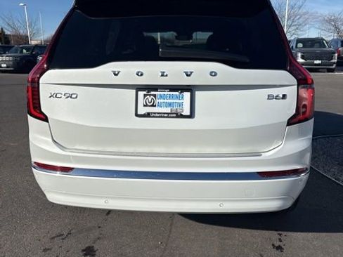 New 2026 Volvo XC90 B6 Plus w/ Protection Package Premier AWD/4WD image 4