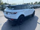 Used 2018 Land Rover Range Rover Evoque SE Premium image 4