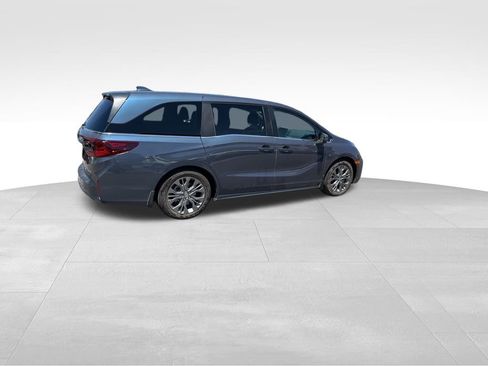 Used 2025 Honda Odyssey Touring image 10