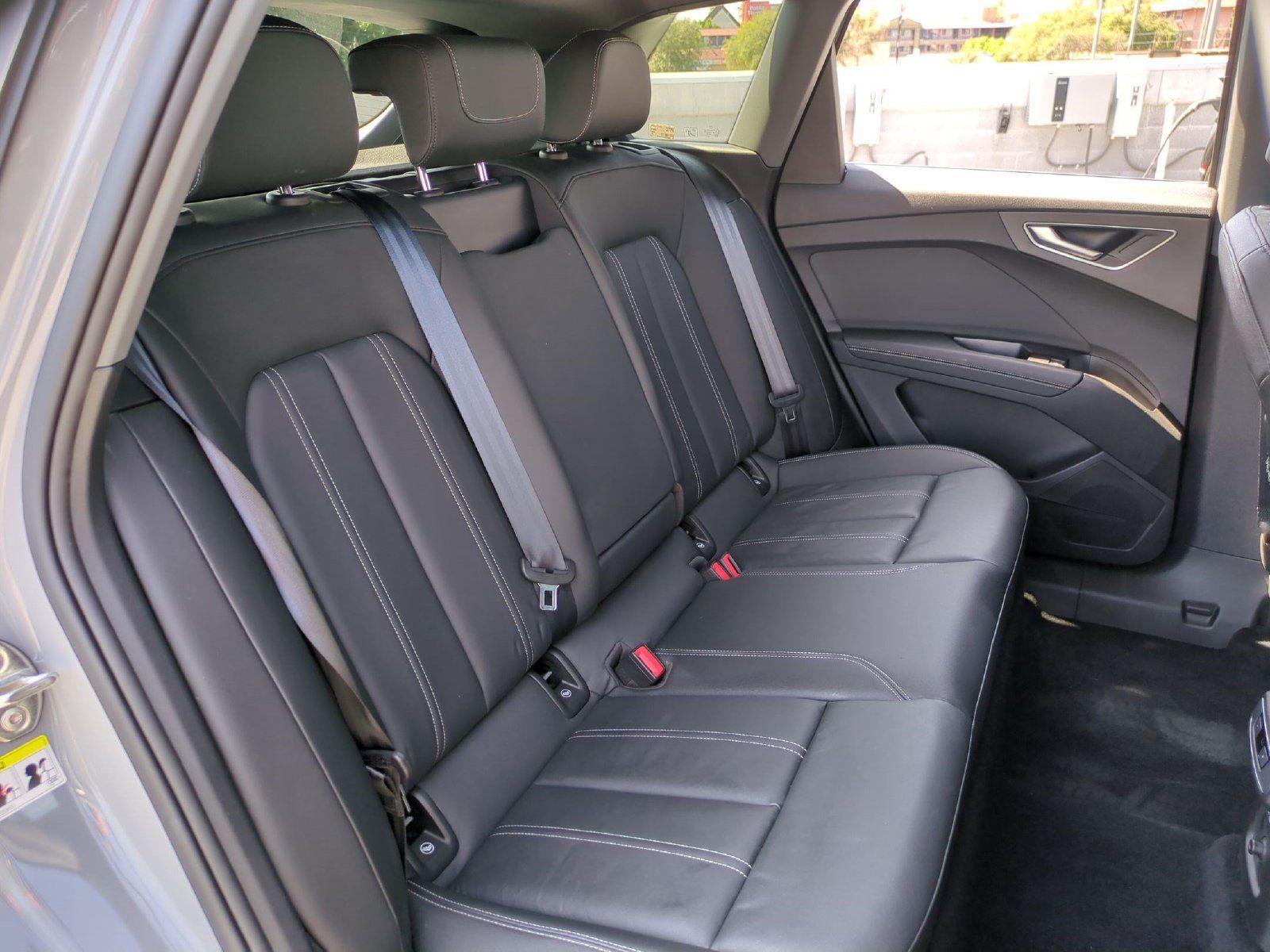 Used 2023 Audi Q4 e-tron Premium w/ Convenience Package AWD/4WD image 28