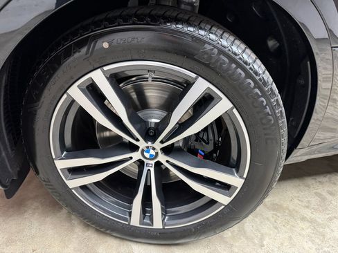 Used 2027 BMW X7 xDrive40i w/ M Sport Package AWD/4WD image 28