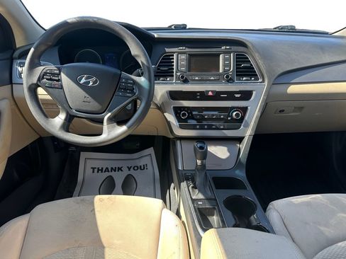 Used 2015 Hyundai Sonata SE w/ Option Group 09 image 10