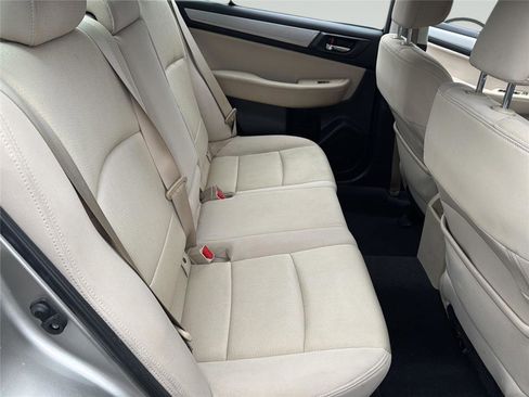 Used 2017 Subaru Legacy 2.5i Premium image 31