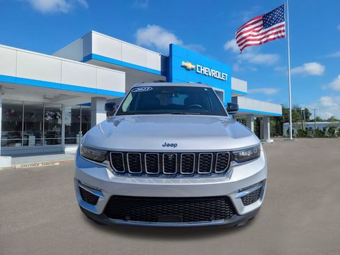 Used 2023 Jeep Grand Cherokee 4xe w/ Luxury Tech Group II image 2