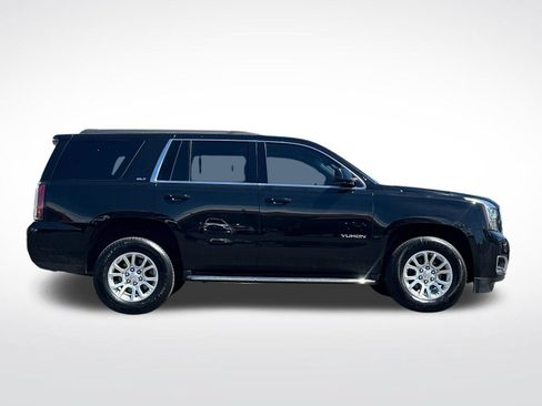Used 2020 GMC Yukon SLT AWD/4WD image 2
