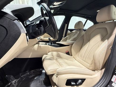 Used 2020 BMW 540i xDrive w/ Convenience Package image 33