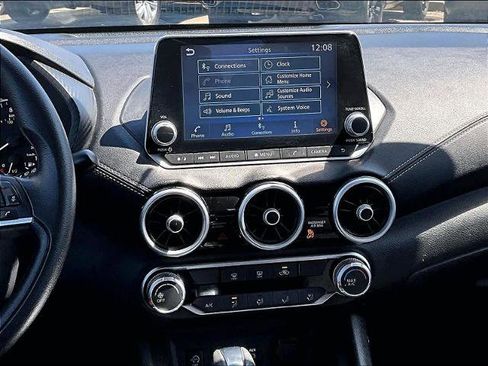 Certified 2024 Nissan Sentra SV FWD image 18