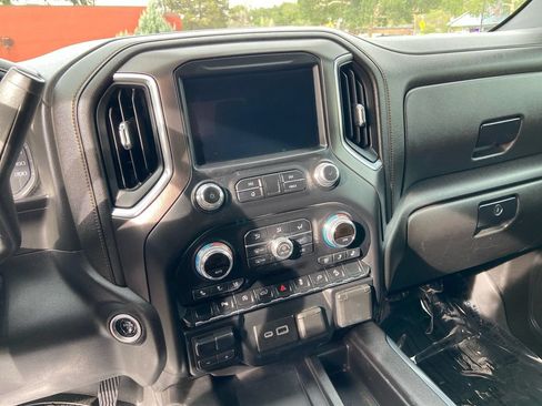 Used 2019 GMC Sierra 1500 AT4 w/ AT4 Premium Package AWD/4WD image 18