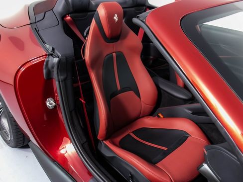 Certified 2025 Ferrari Roma Spider image 53
