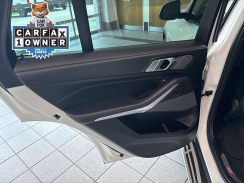 Used 2024 BMW X5 xDrive40i w/ Premium Package AWD/4WD image 14