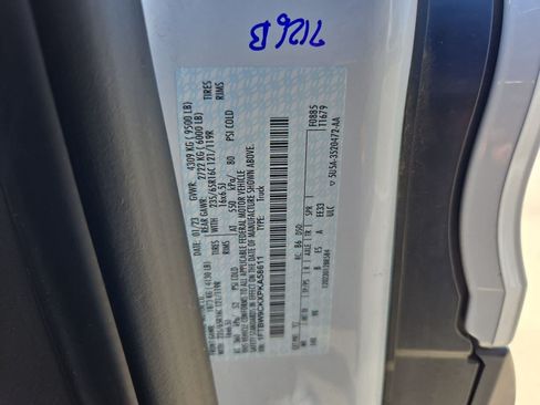 Used 2023 Ford E-Transit Medium Roof RWD image 30