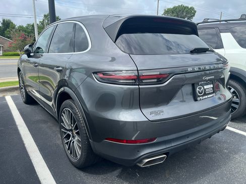Used 2019 Porsche Cayenne AWD/4WD image 3