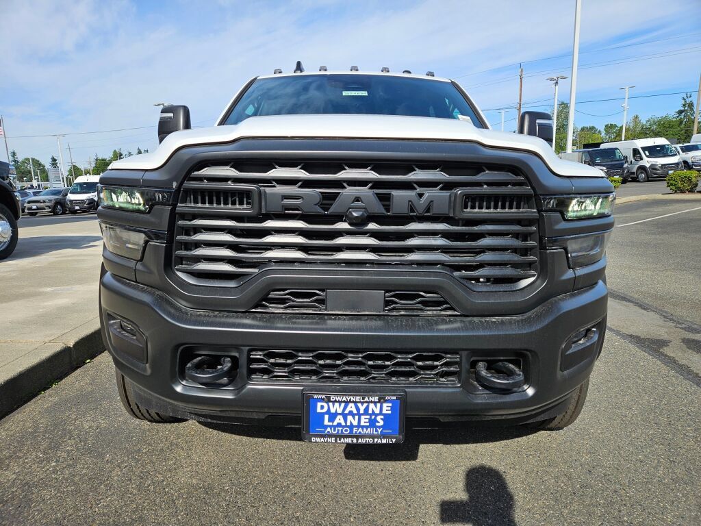 New 2026 RAM 5500 Tradesman AWD/4WD image 7