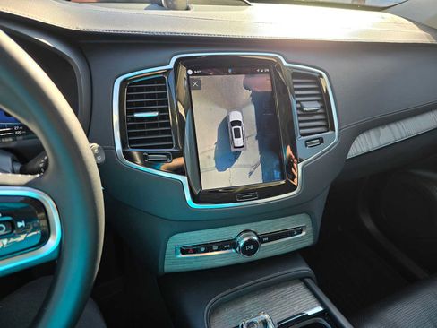 Certified 2023 Volvo XC90 T8 Ultimate image 29