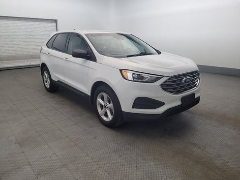 Used 2020 Ford Edge SE FWD image 13