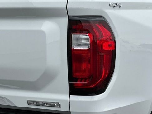 New 2026 GMC Canyon Elevation w/ Convenience Package image 7