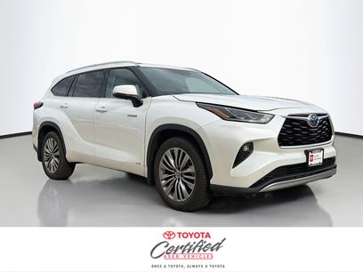 Certified 2021 Toyota Highlander Platinum