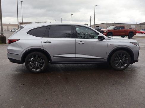 Used 2025 Acura MDX A-Spec image 7