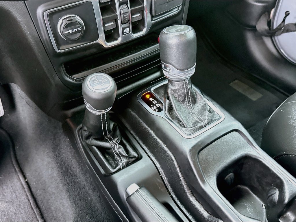 Certified 2023 Jeep Wrangler Unlimited Sahara AWD/4WD image 18