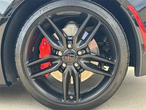 Used 2019 Chevrolet Corvette Stingray Coupe w/ Battery Protection Package image 9