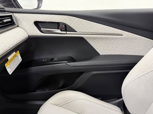 New 2026 Toyota Camry XLE image 25