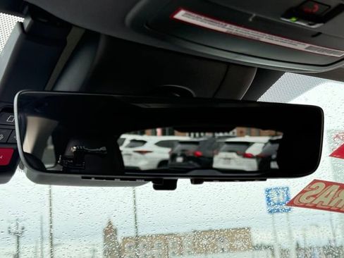 Certified 2021 Toyota Sienna Platinum image 27