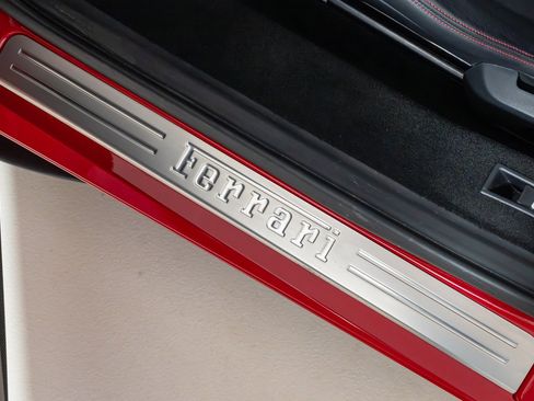 Certified 2021 Ferrari F8 Tributo RWD image 27
