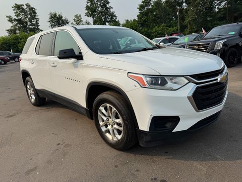 Used 2018 Chevrolet Traverse LS FWD image 7