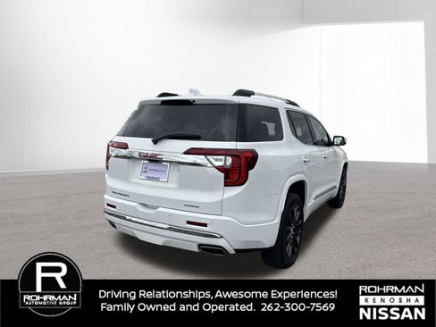 Used 2023 GMC Acadia Denali w/ Denali Ultimate Package AWD/4WD image 4