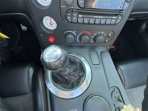 Used 2005 Dodge Viper SRT-10 w/ Copperhead Edition Group image 25