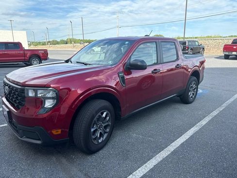 Used 2026 Ford Maverick XLT FWD image 2