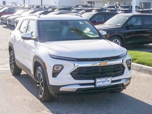 New 2026 Chevrolet TrailBlazer LT w/ Convenience Package image 3