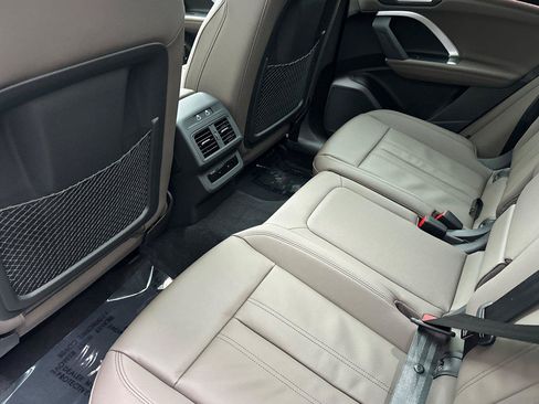 Used 2025 Audi Q5 Premium Plus AWD/4WD image 12