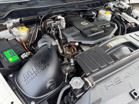 Used 2011 RAM 3500 ST w/ Chrome Appearance Group image 6