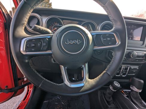 Used 2020 Jeep Gladiator Sport w/ Quick Order Package 24S image 18
