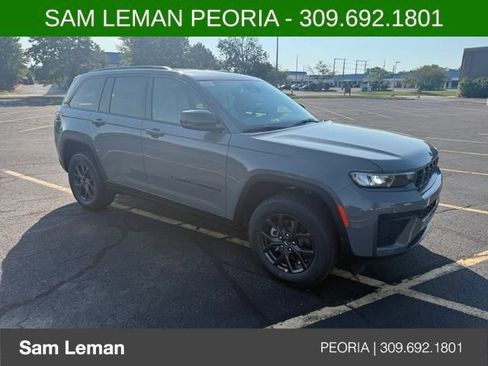 New 2027 Jeep Grand Cherokee 4WD image 1