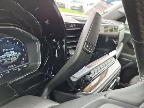 Used 2023 Chevrolet Silverado 1500 RST w/ LPO, Dark Essentials Package AWD/4WD image 18