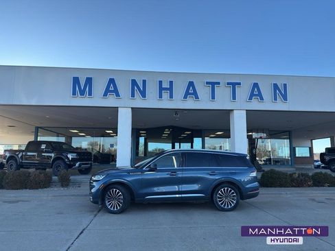 Used 2020 Lincoln Aviator Reserve w/ Equipment Group 201A image 1