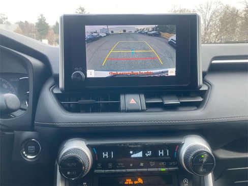 Used 2024 Toyota RAV4 XLE image 22