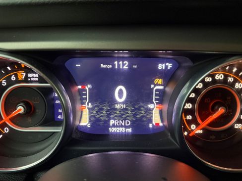 Used 2018 Jeep Wrangler Unlimited Sport S AWD/4WD image 26