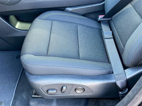 New 2026 Chevrolet Traverse LT image 14