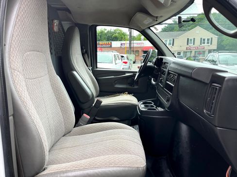 Used 2014 GMC Savana 3500 image 13